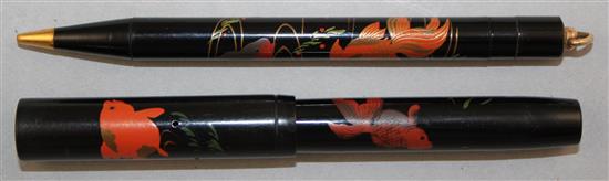 An Alfred Dunhill Namiki lacquered ladys writing set, fountain pen 4.25in.